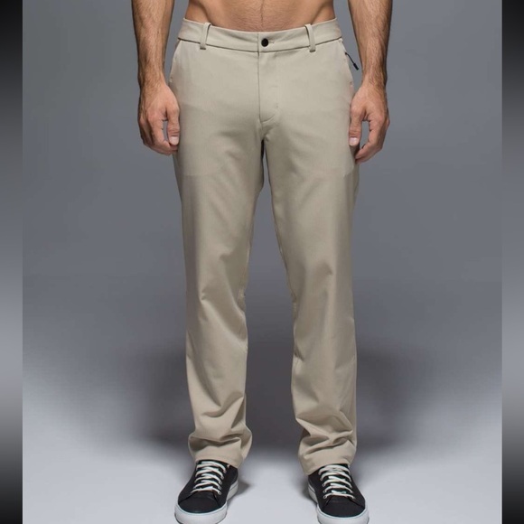 Lululemon Size 30 Mojave‎ Tan Ascent Pants